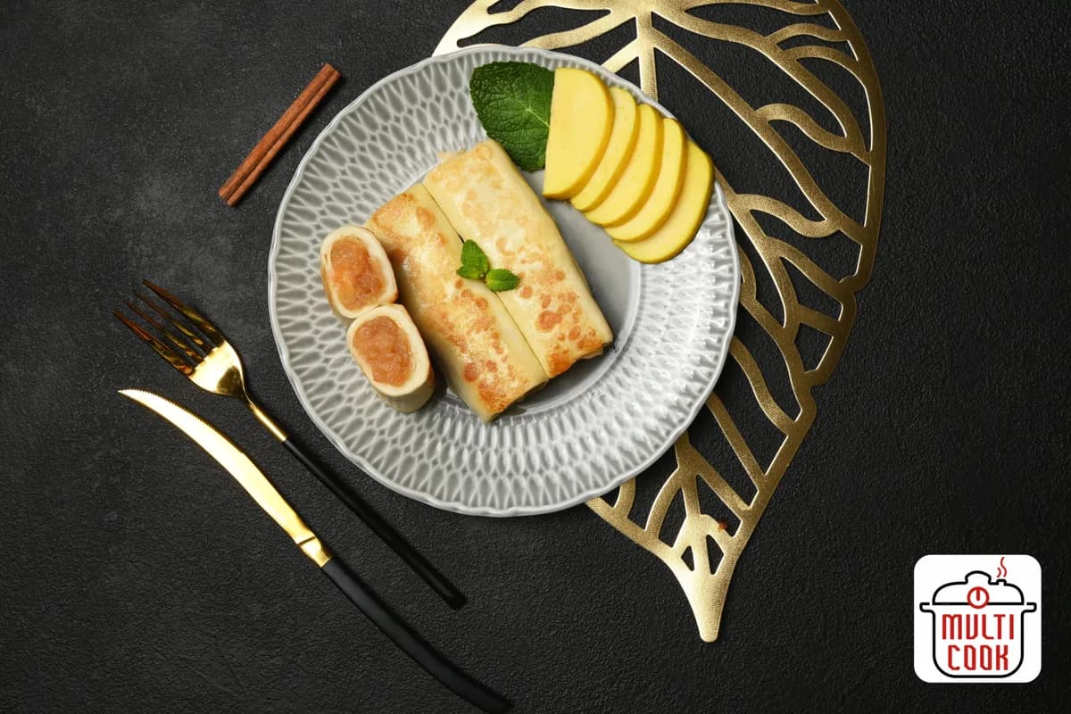 Caramelized apple crepes