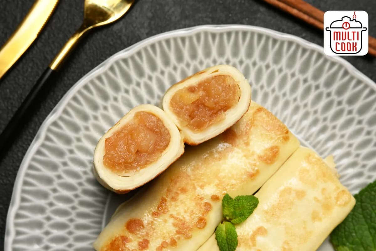 Caramelized apple crepes