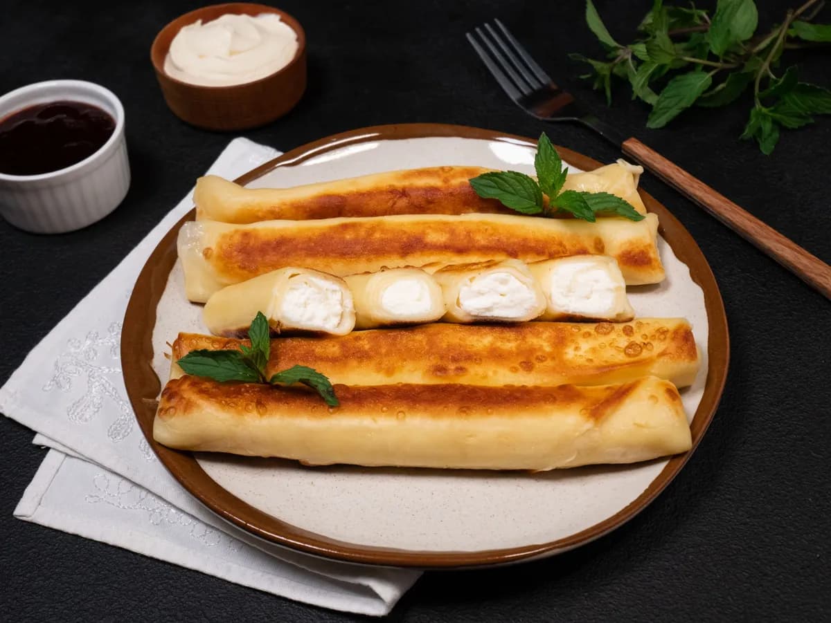 Sweet cheese crepes