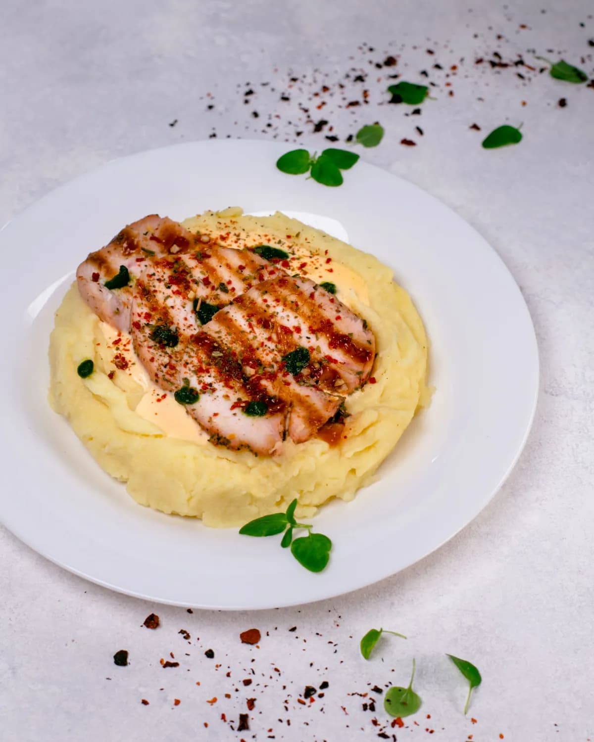 Frozen Chicken Fillet With Mashed Potatoes And Cheese Sauce
