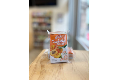 Cheese mass with dried apricot