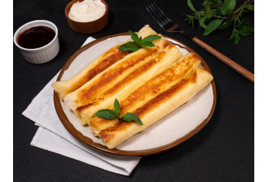 Sweet cheese crepes