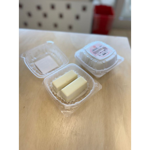 Glazed cheese bars with raspberry and pistachios – Desserts