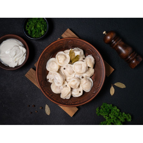 Veal pelmeni (meat dumplings) – Dumplings (pelmeni)