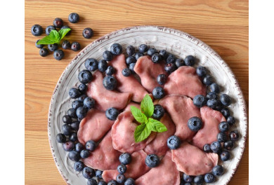 Blueberry pierogy (varenyky)